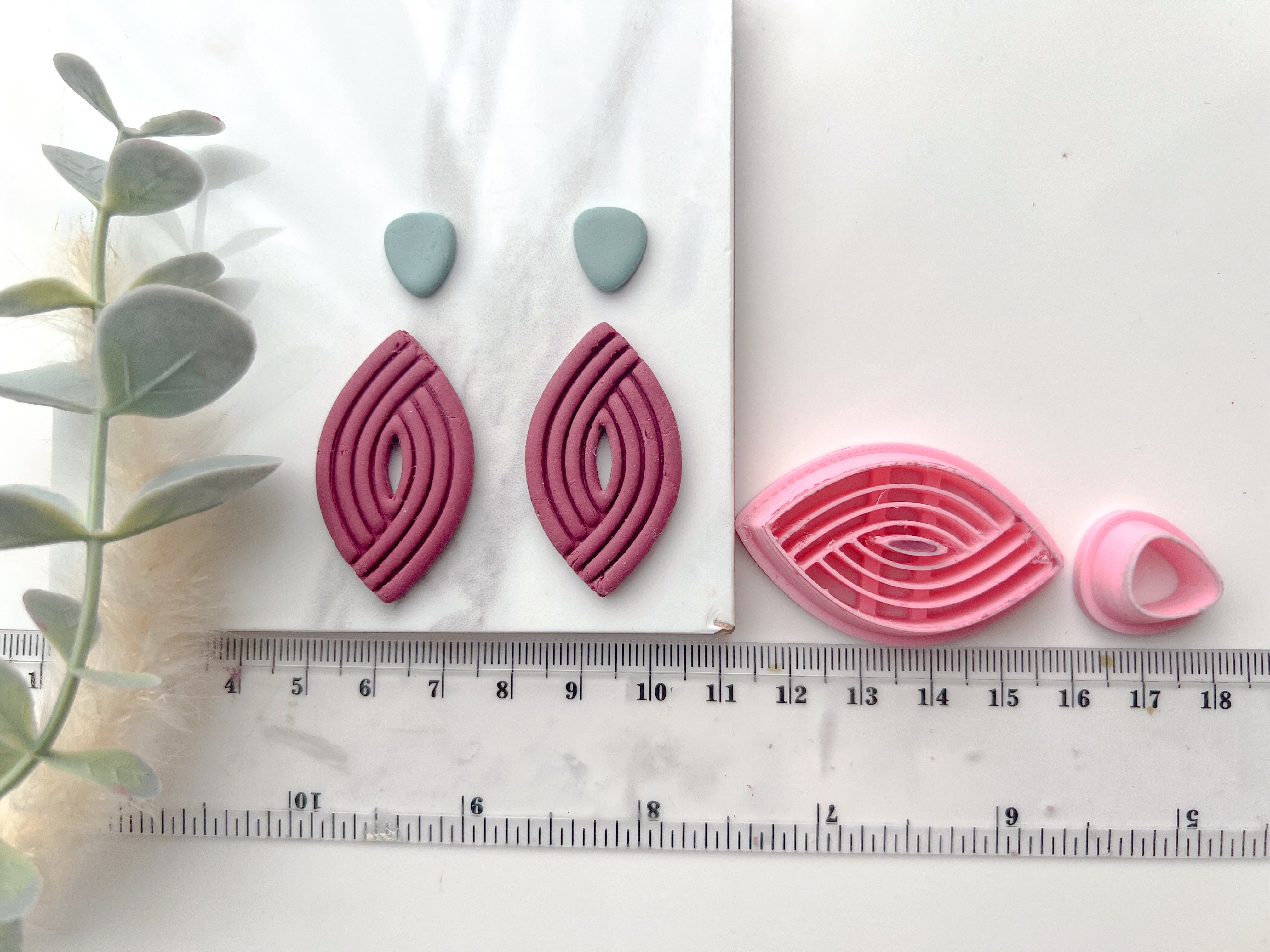 HIGH DIFFICULTY: Almond Ribbed Shaped Hallow Polymer Clay Cutter • Fondant Cutter • Cookie Cutter
