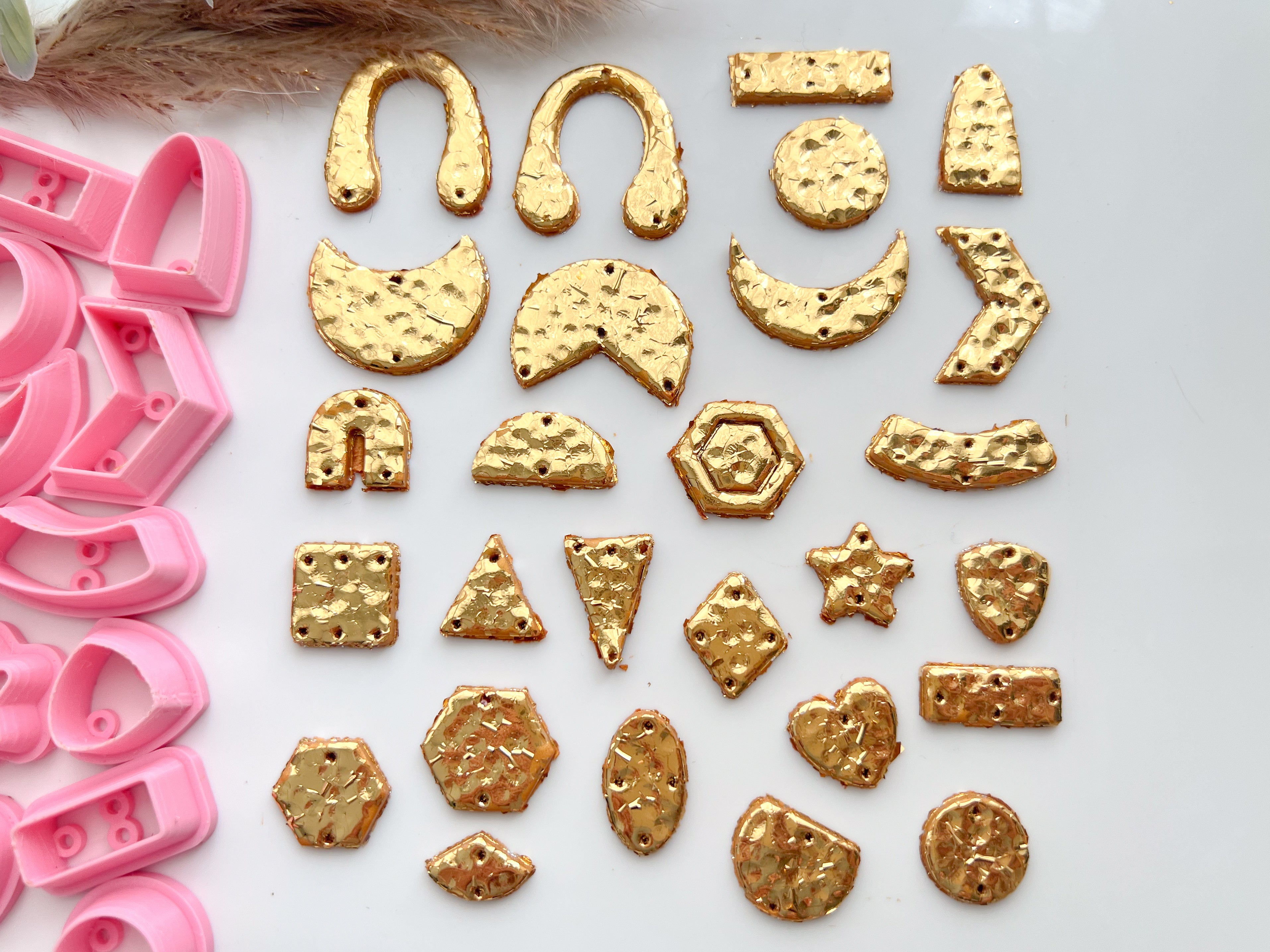 Charms Links Polymer Clay Cutter • Fondant Cutter • Cookie Cutter
