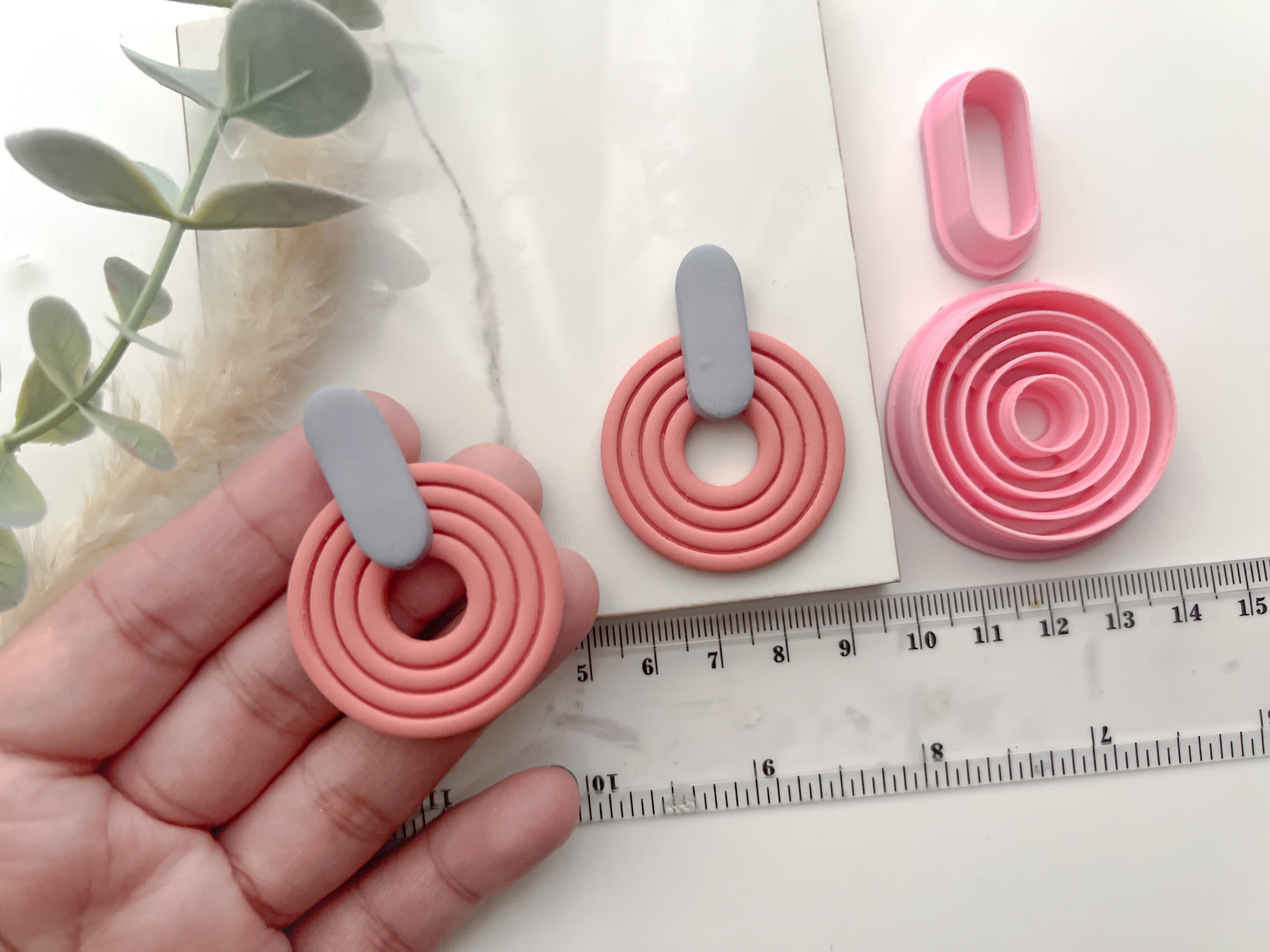 HIGH DIFFICULTY: Circle Ribbed Shaped Hallow Polymer Clay Cutter • Fondant Cutter • Cookie Cutter