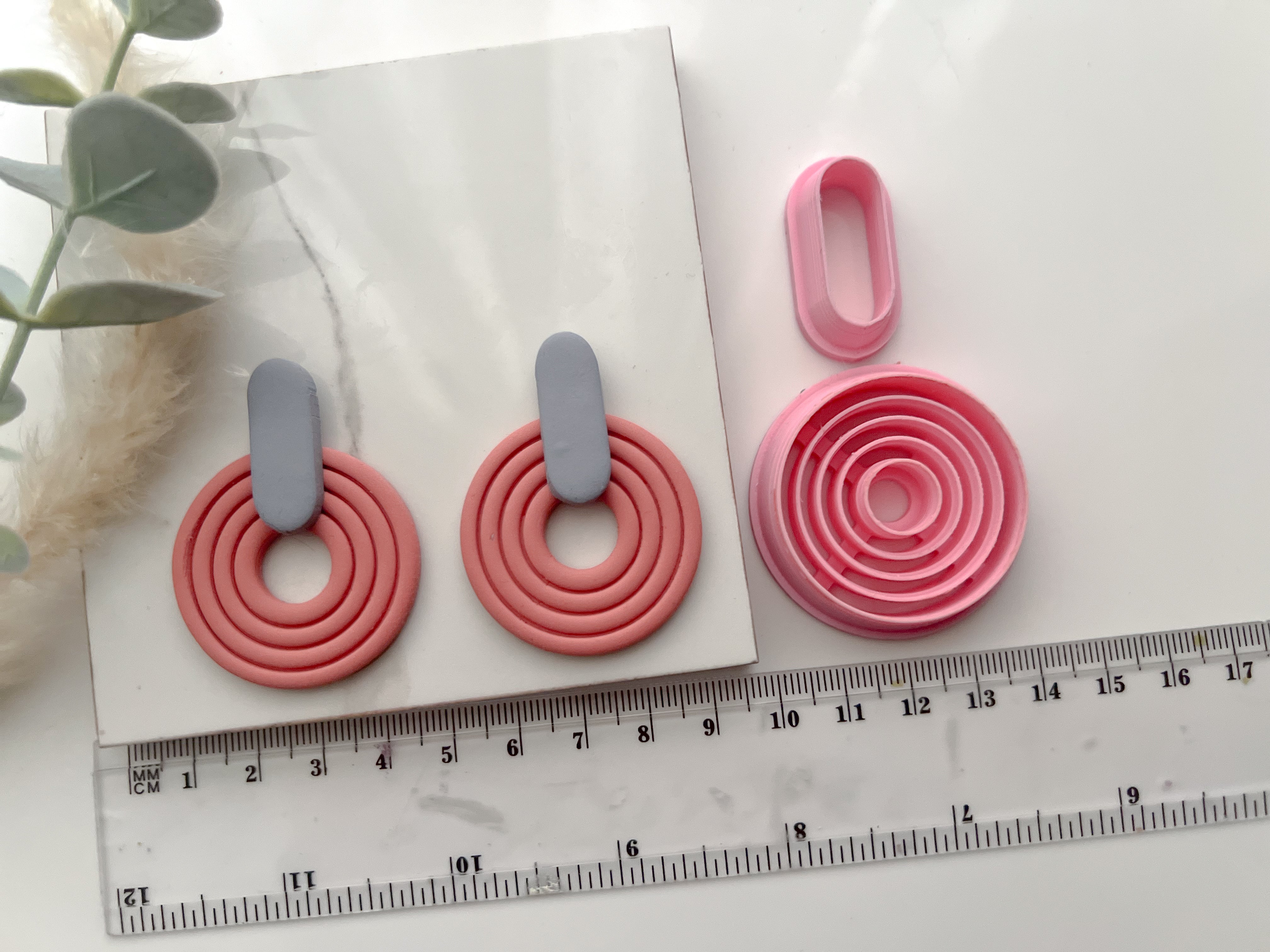 HIGH DIFFICULTY: Circle Ribbed Shaped Hallow Polymer Clay Cutter • Fondant Cutter • Cookie Cutter