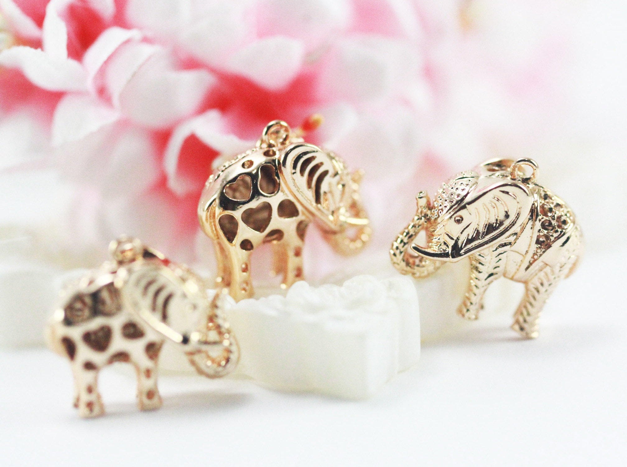 16x17mm 14k Gold plated elephant pendant charm