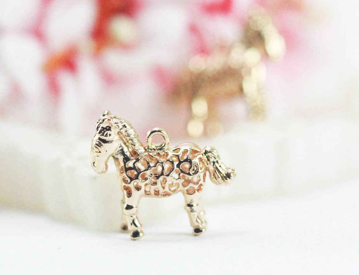 14x17mm 14k Gold plated ethnic pattern horse pendant charm
