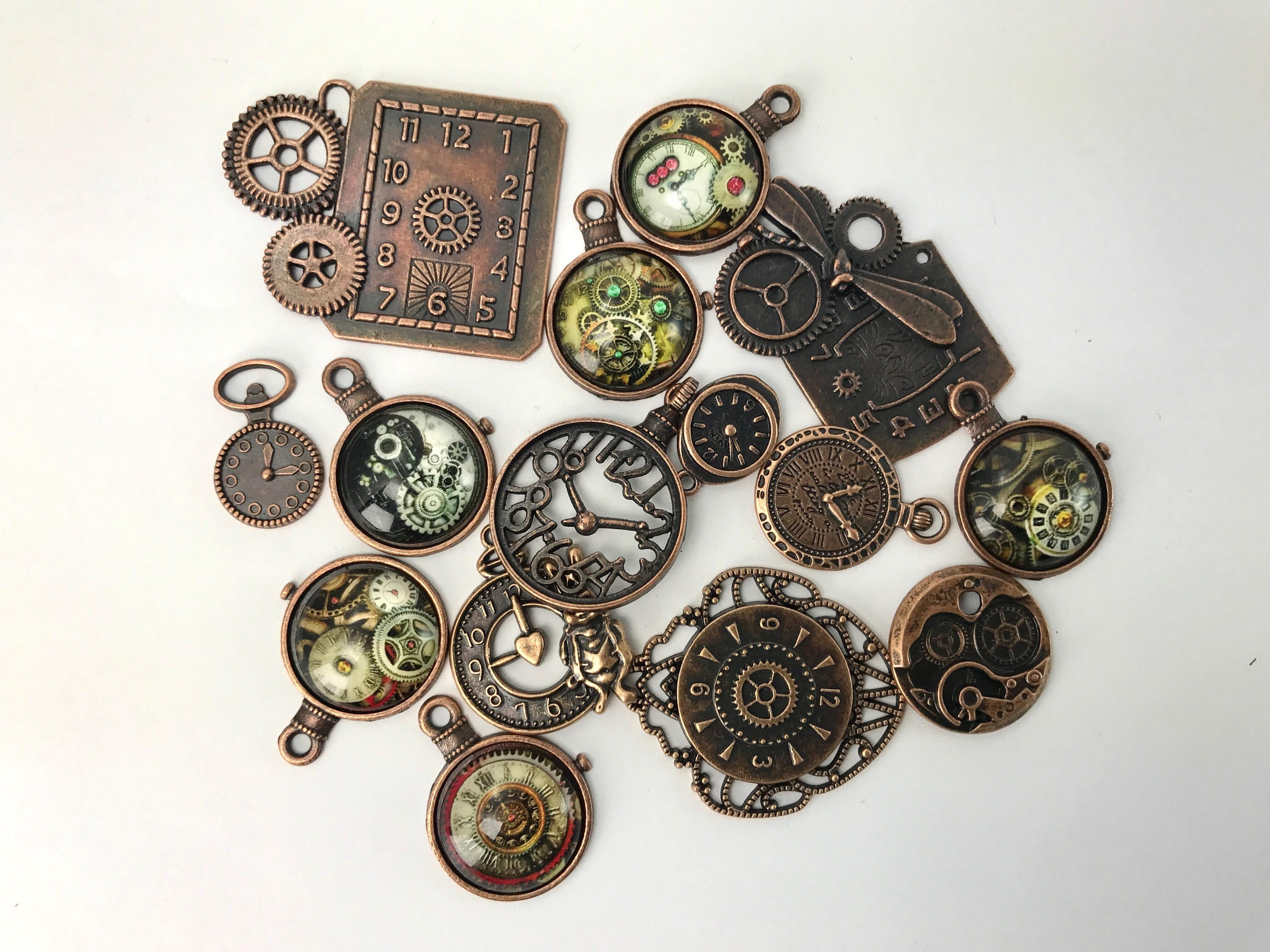 15 Pcs Mixed Charms - Vintage Clocks in Red Copper