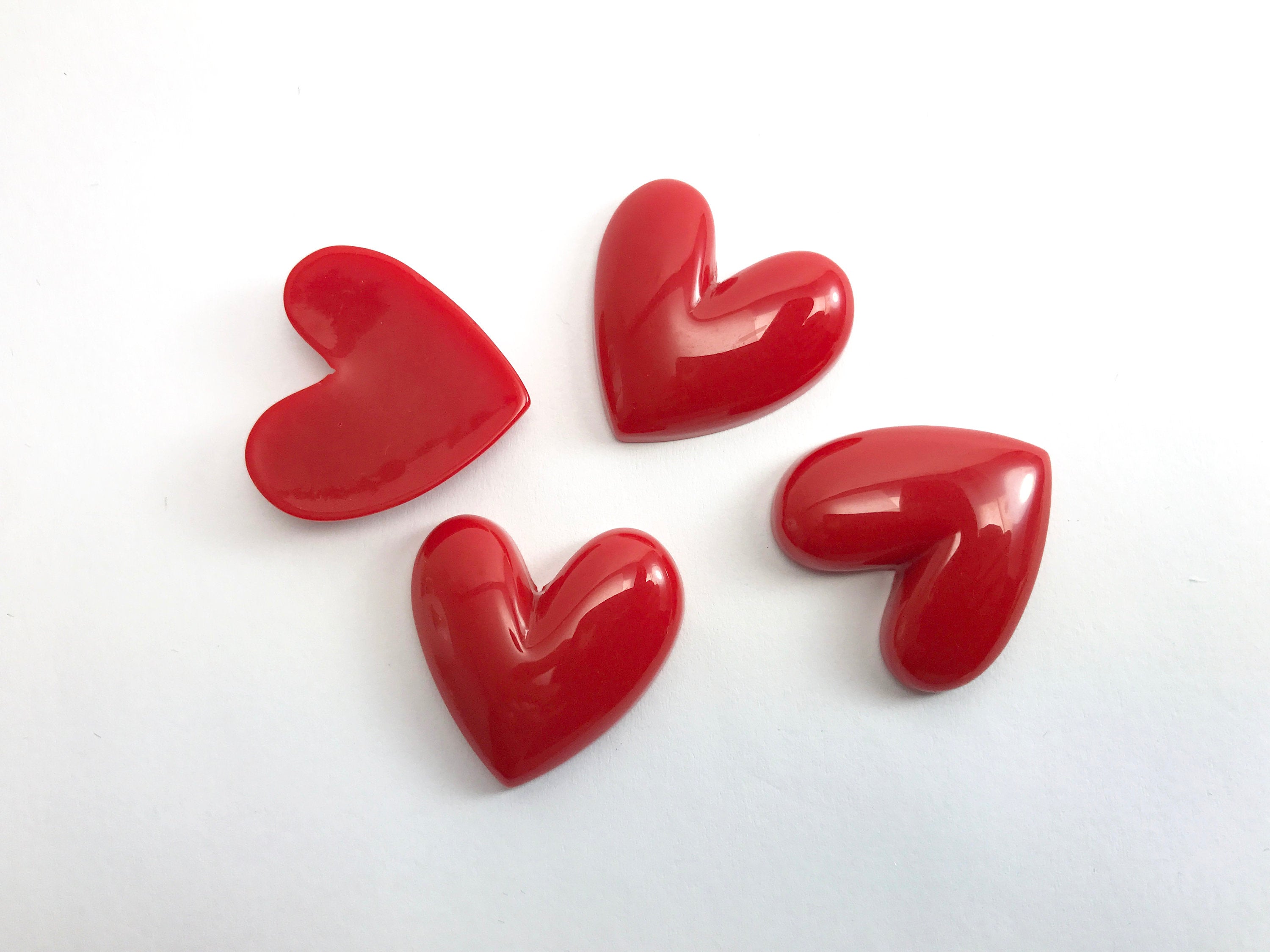 2pcs, Approx 28x26mm , Resin Hot Red Heart, Flat back Cabochons for Hair Bow Center, Scrapbooking, Embellishment