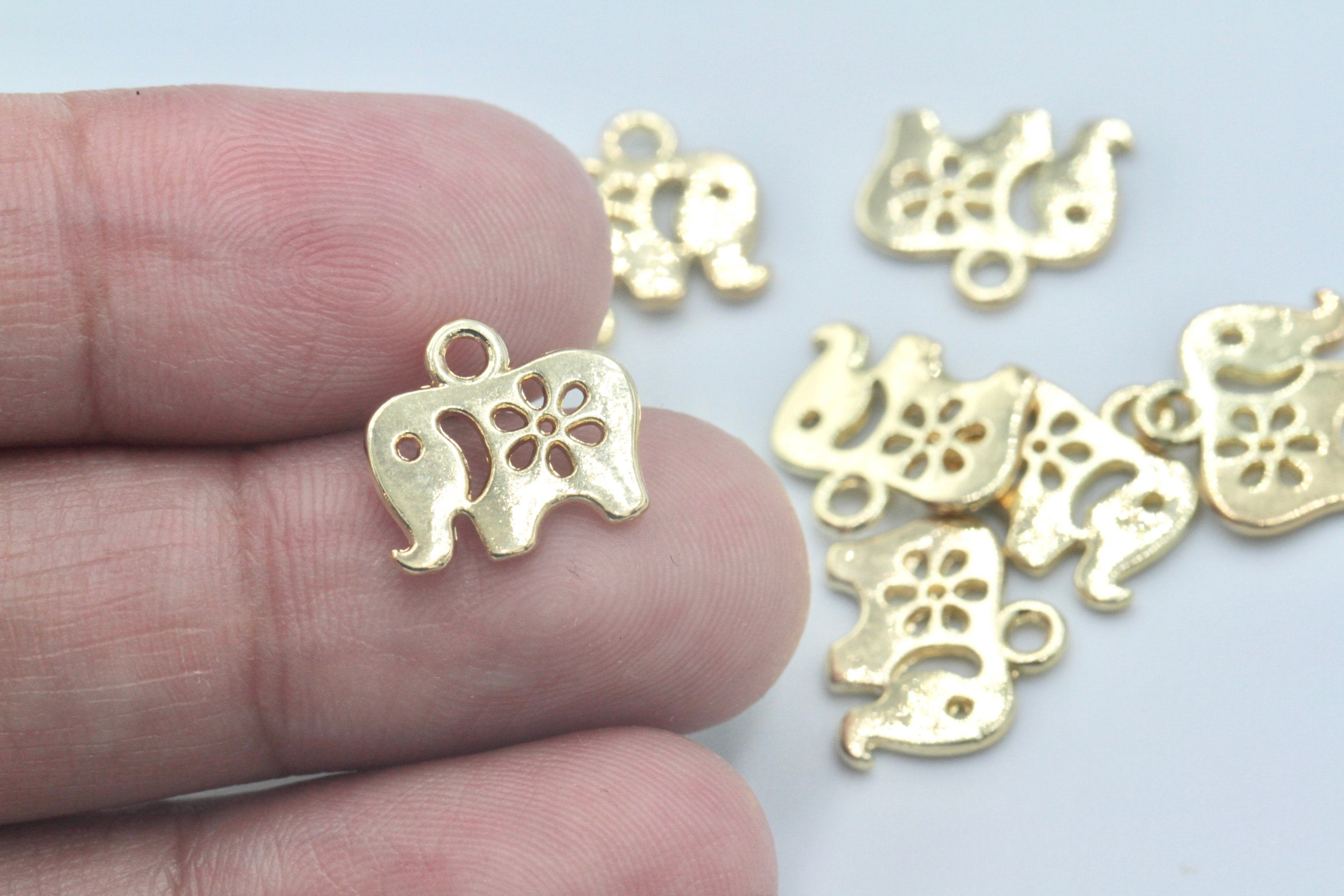 4 pcs, 12x8mm Zinc Alloy Elephant Charm / Pendant in Gold