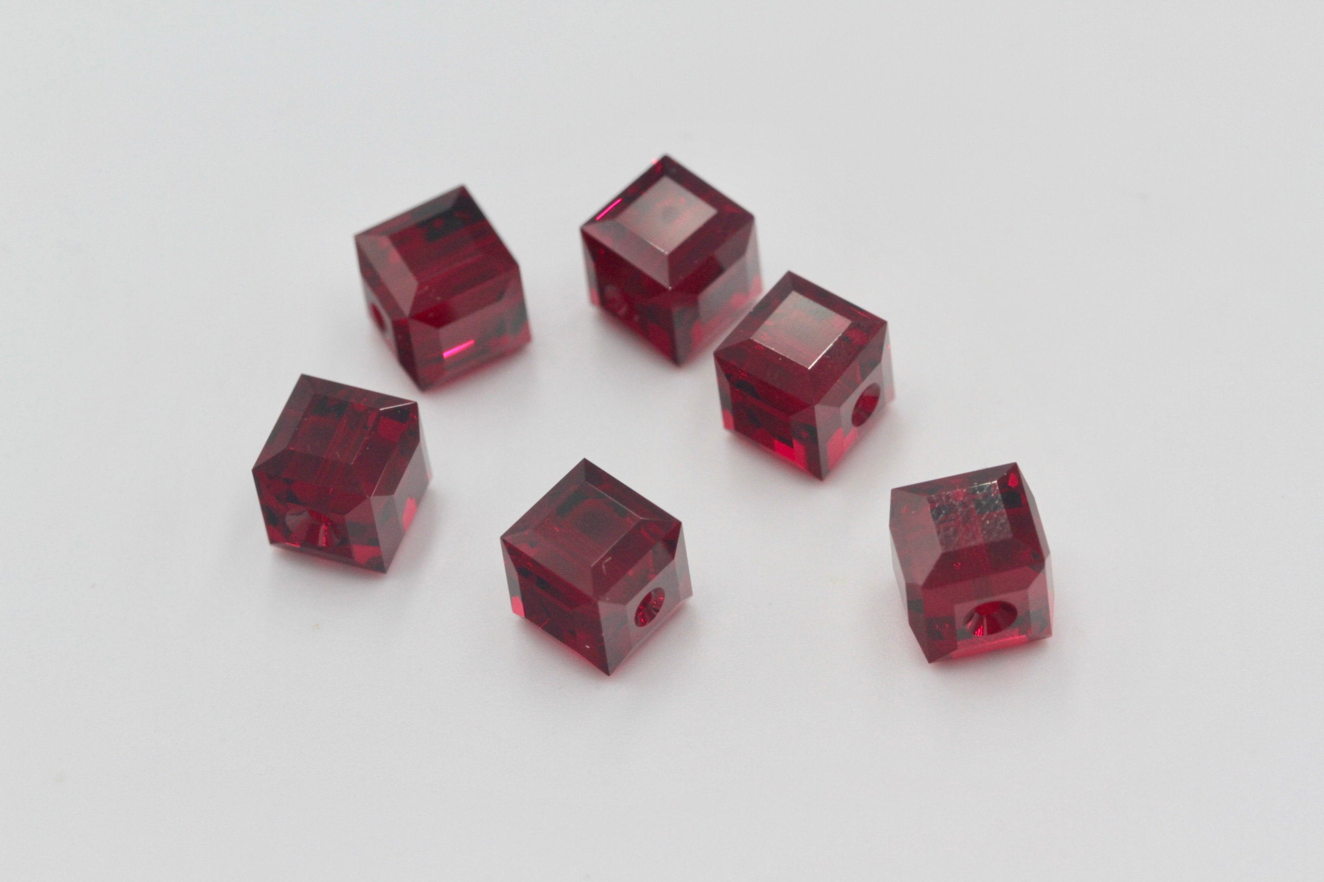 1/5/10pcs, 8mm, Genuine Swarovski® 5601 Cube Bead in Siam