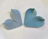 2pcs, 56x38mm, PU Leather Leaf Shaped pendant with Jump ring in Steel Blue