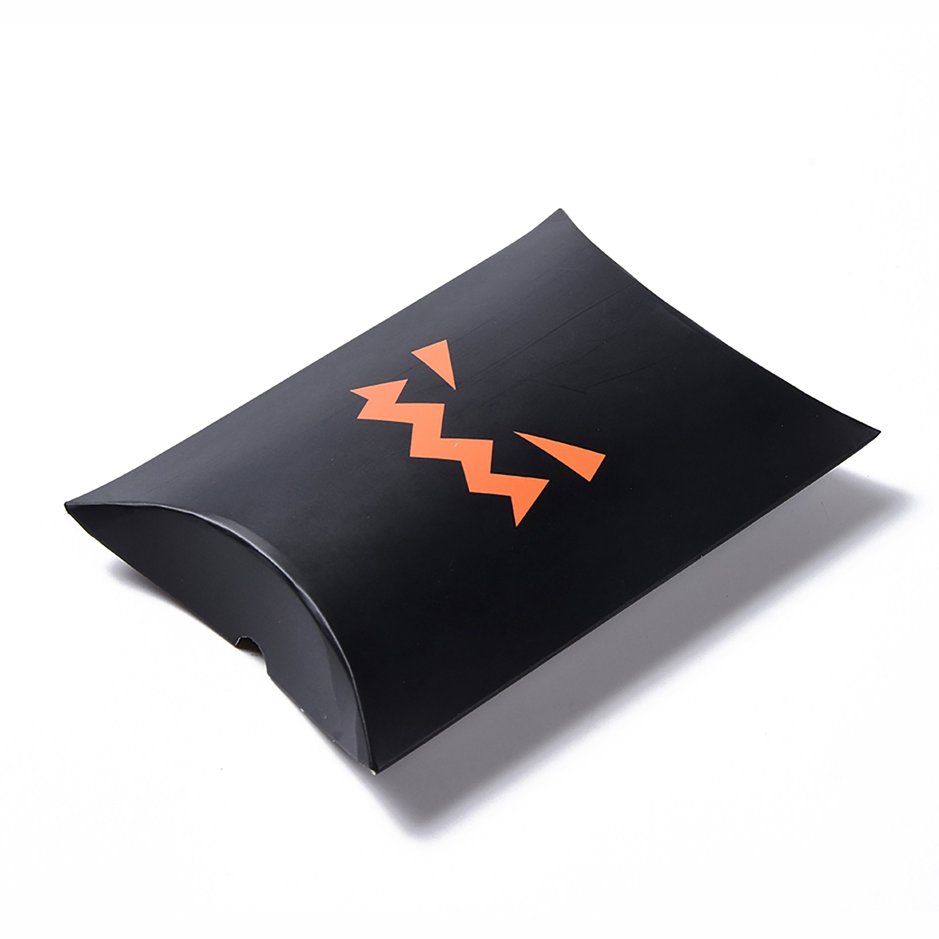 5pcs , 14x9.5x2.8cm,  Halloween Theme Pillow Boxes Candy Gift Boxes, Packaging Boxes, for Halloween  in Bat Pattern