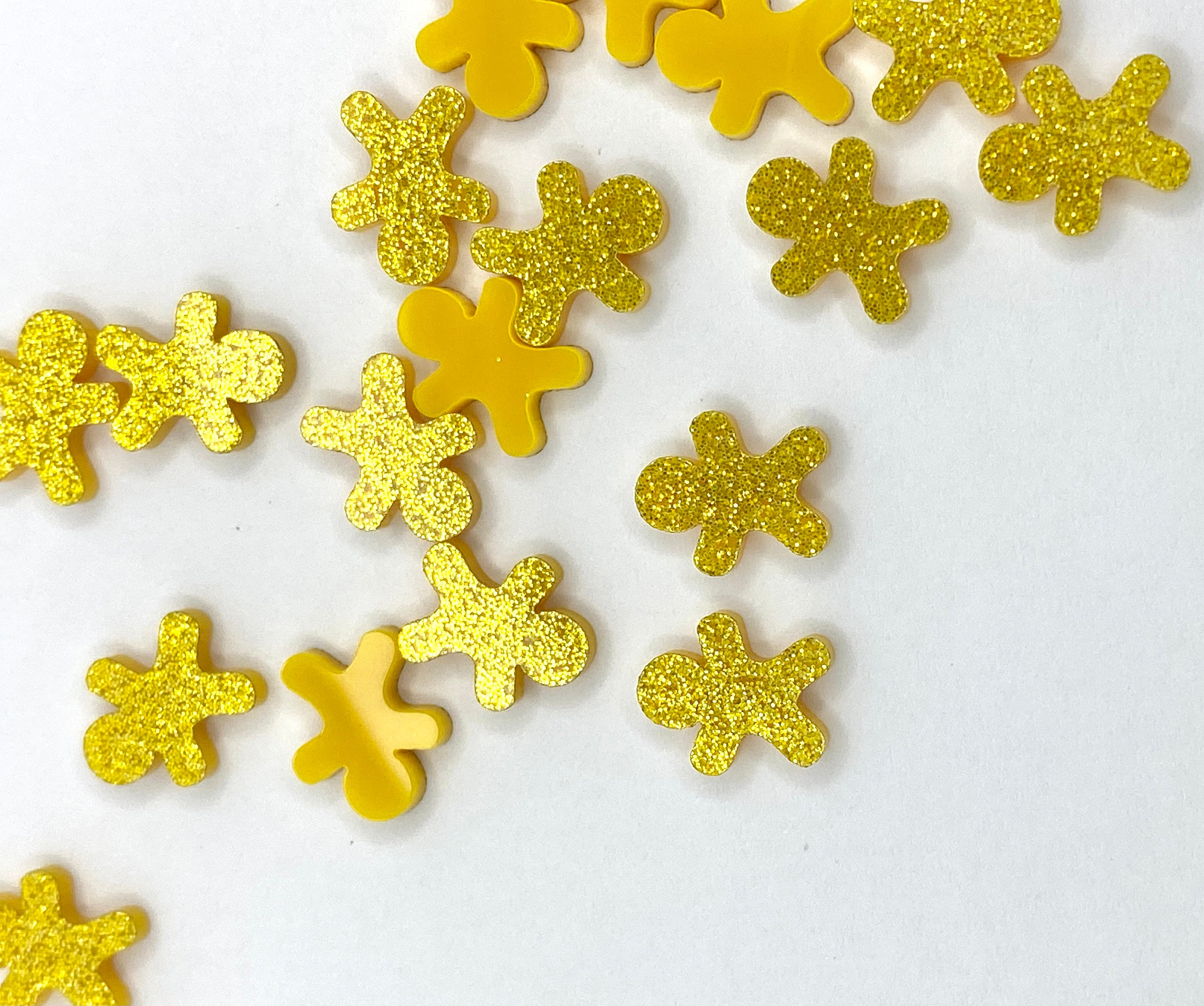 10 pcs,  Approx 12-14mm mixed Die Cut Glittered Christmas Acrylic Deer Gingerbread Man Tree