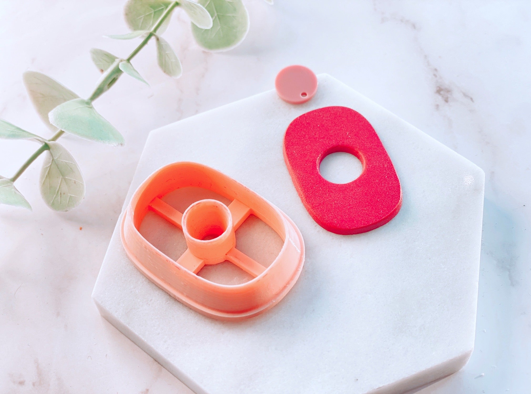 Narrow Curvy Square Donut Shaped Polymer Clay Cutter | Fondant Cutter | Cookie Cutter in Round Centre Accent